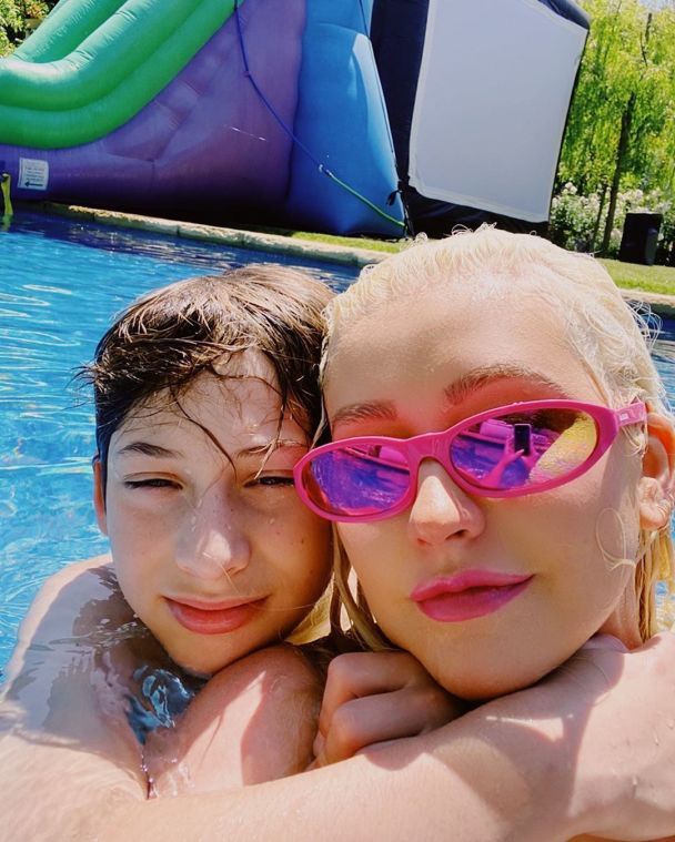  / © instagram.com/xtina