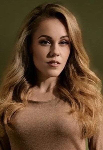 Елена Тополя
