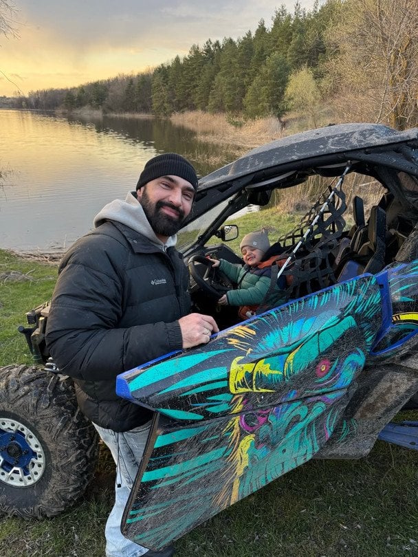 Віталій Козловський з сином / © instagram.com/vkozlovsky_music