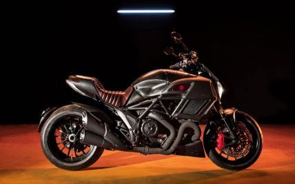 На украинском рынке появилась "дьявольская" версия мотоцикла Ducati Diavel