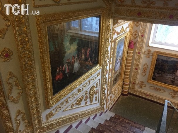 Київський «Версаль» у багатоповерхівці