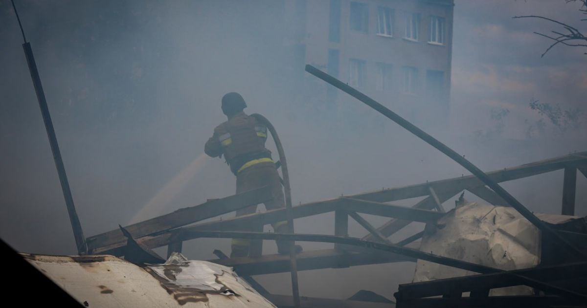 В результате ракетного удара по частному предприятию в Николаеве 28 января погибли две женщины