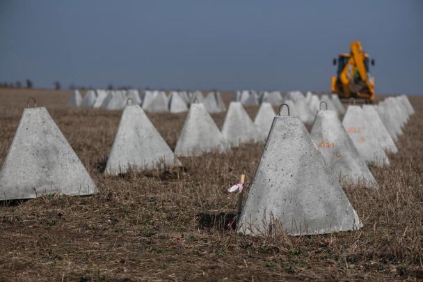 Военный обозреватель объяснил, почему фортификации не могли построить на границе с РФ