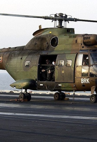 Гелікоптер SA-330 Puma.