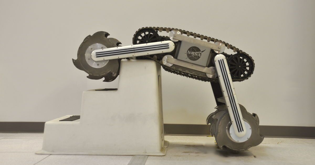 NASA показало робота, который будет добывать полезные ископаемые на других планетах