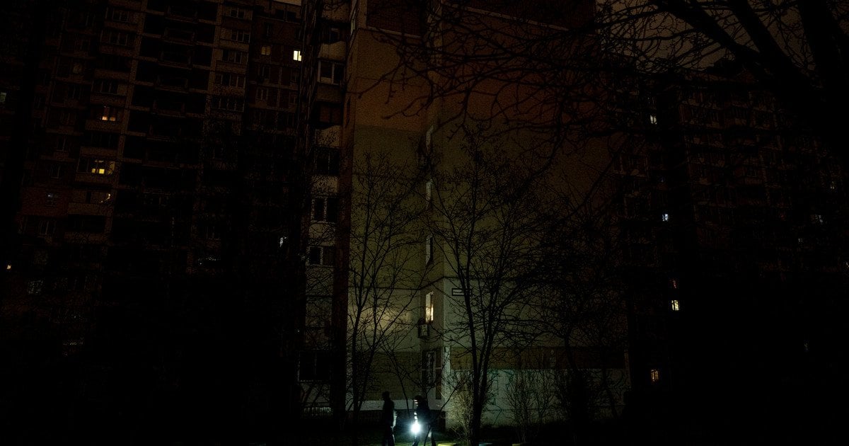 Отключение света.