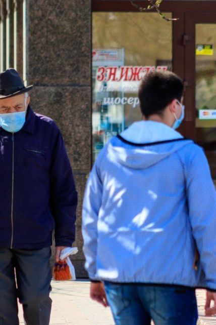 Коронавірус: в Україні станом на 13 квітня кількість інфікованих зросла на 325 випадків