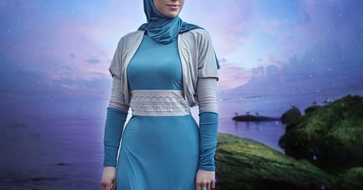 Амина Окуева предстала в необычном образе