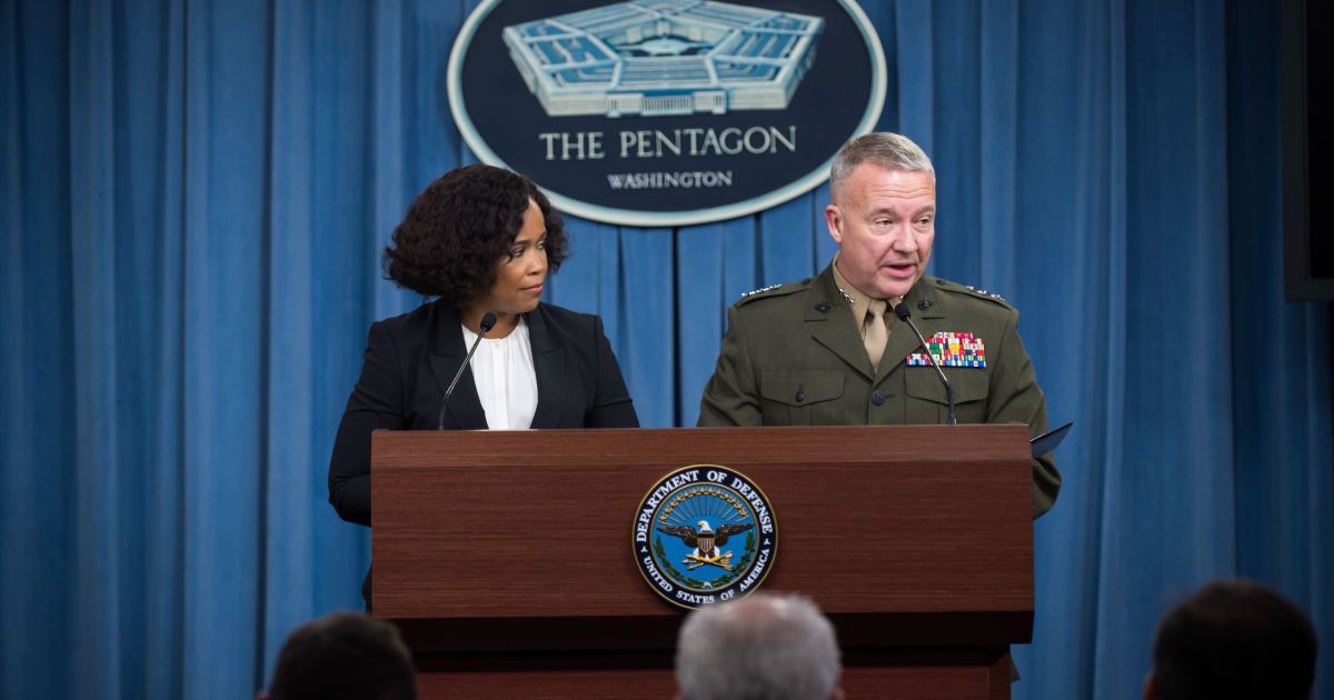 Пресс-секретарь Пентагона подала в отставку