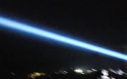 В Кривом Роге заметили "лазерное шоу": власти объяснили, что это система борьбы с "шахедами" (фото)