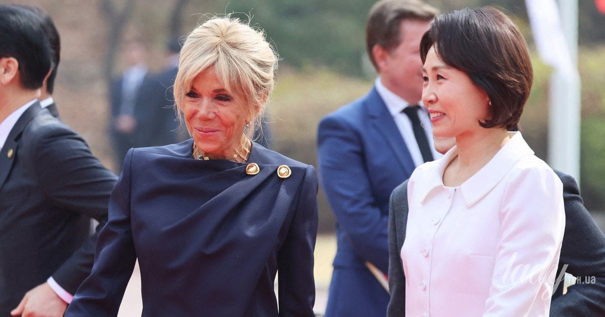 Брижит Макрон и Ким Хе Ген