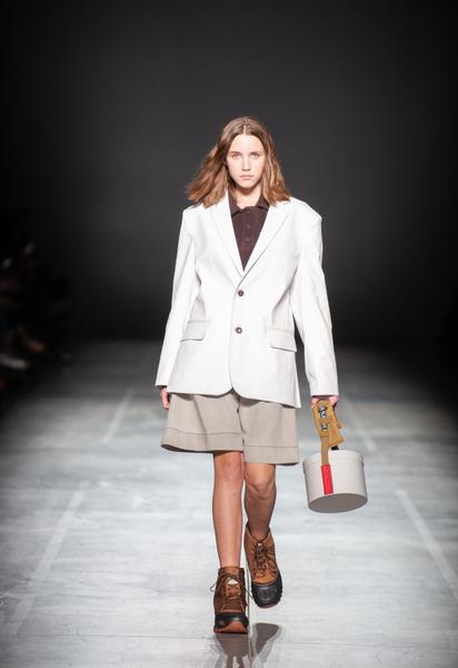 Колекцію KSENIASCHNAIDER FW 2020/fashionweek.ua