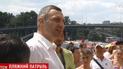 Без плавок, але з зауваженнями: Кличко проінспектував вкриті багамським піском київські пляжі