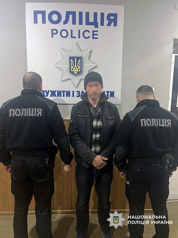 Один з нападників - 47-річний чоловік, який є односельцями потерпілого