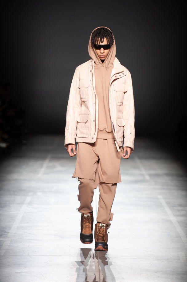 Колекцію KSENIASCHNAIDER FW 2020/fashionweek.ua