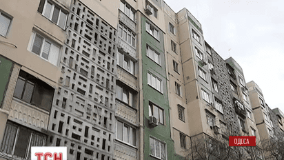 Одесские коммунальщики считают, что в гибели ребенка в лифте виновата мать малыша