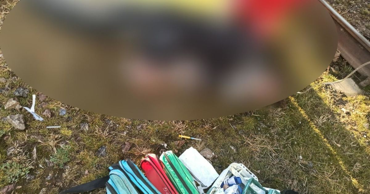 В Киевской области на железнодорожном вокзале нашли 16-летнего парня из 80% ожогов тела