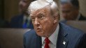 Президент Дональд Трамп проводить своє перше засідання кабінету міністрів у Білому домі