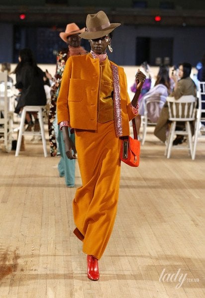Коллекция Marc Jacobs прет-а-порте сезона весна-лето 2020 / © East News