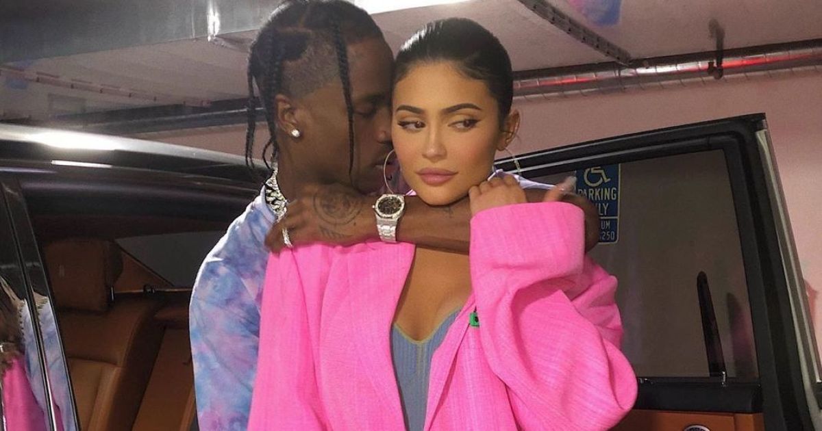 Повністю оголена Кайлі Дженнер знялася в обіймах з бойфрендом для Playboy