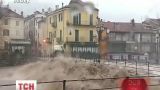 Из-за наводнения в Италии власть закрыла школы, перекрыла мосты и дороги