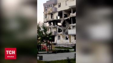 У Бучі розпочав сипатися будинок, в який влучили російські окупанти