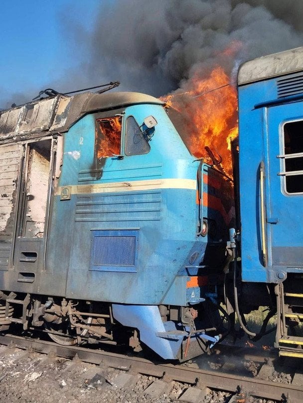 Дрон РФ влучив у пасажирський потяг на Запоріжжі: людей врятували лічені хвилини