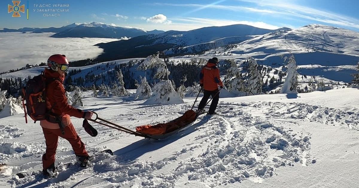 В Карпатах во время катания на лыжах травмировался турист