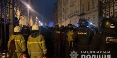 Прихильники Стерненка заявили про безстрокову акцію протесту: із Банкової не йтимуть