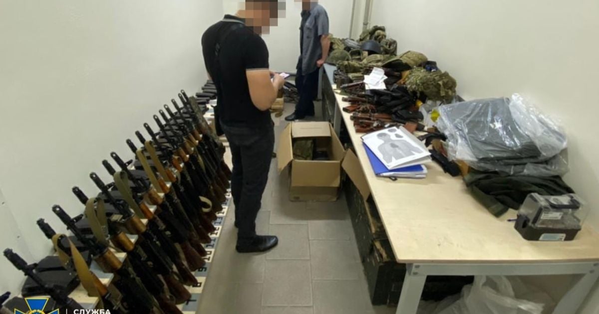 нелегальний склад зброї в Києві_3 / © Служба безпеки України