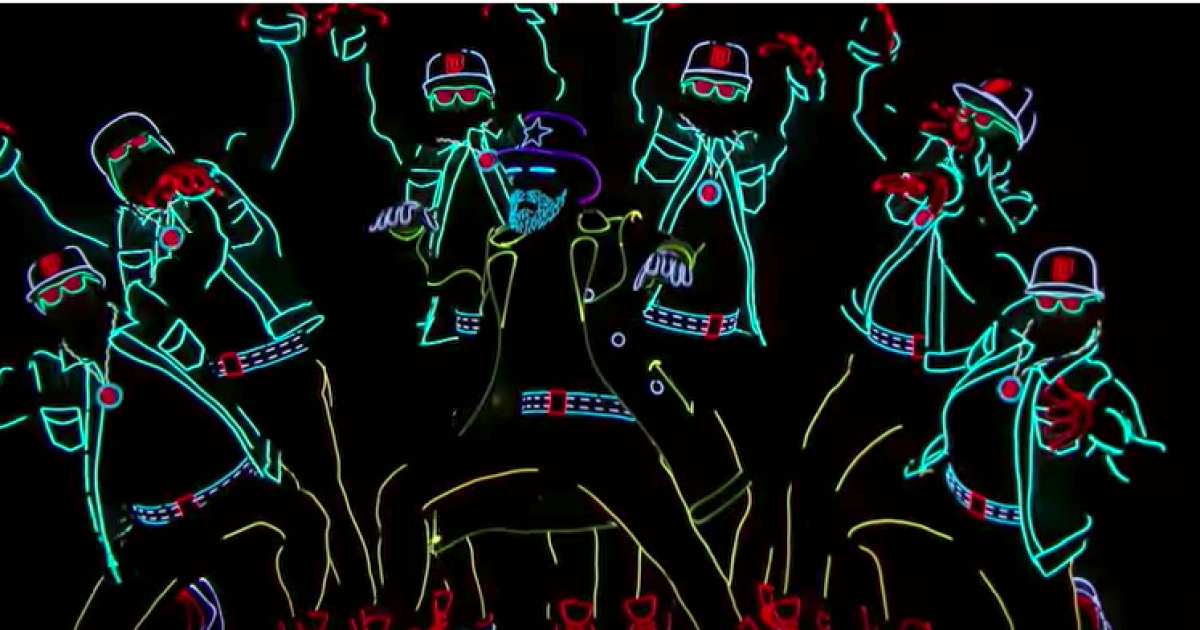 Неоновое безумие: украинский коллектив поразил публику на шоу "Америка имеет талант"