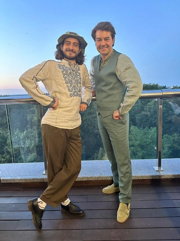 Євген Нищук з сином Олексою / © facebook.com/teatrsuzirya