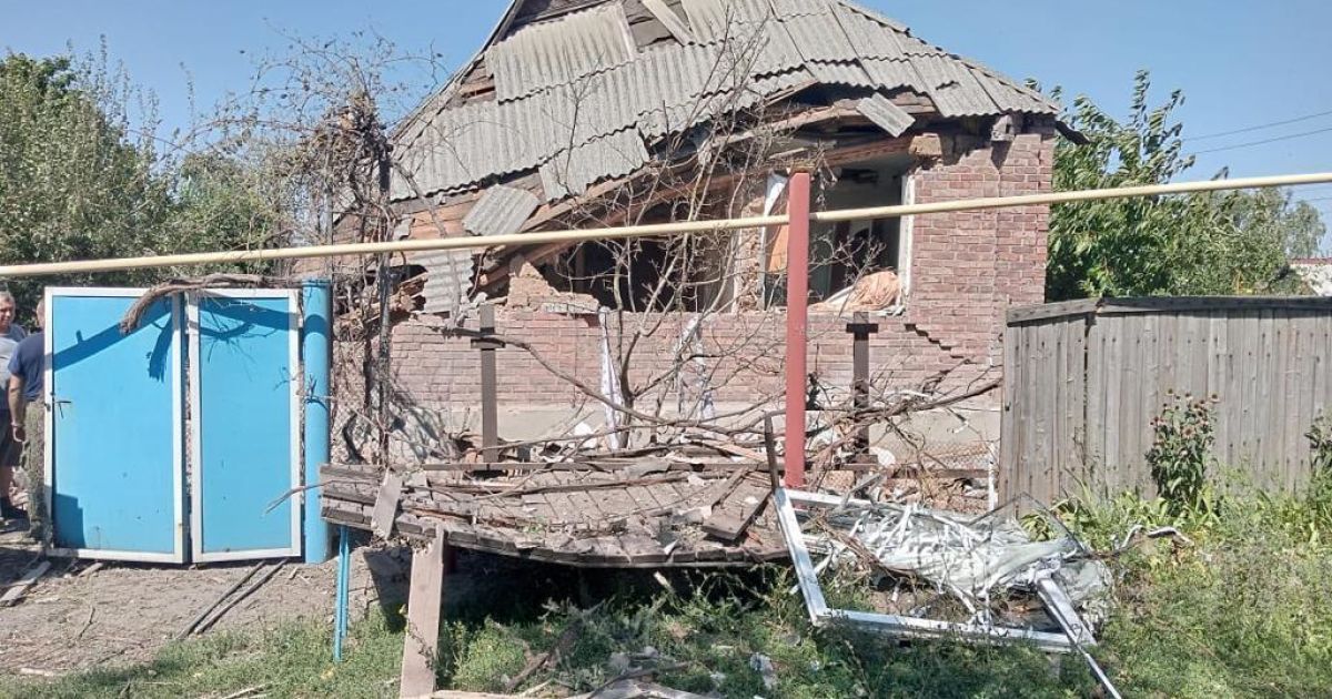 Россияне из ракет, "Градов" и авиации обстреляли 12 населенных пунктов в Донецкой области (фото)