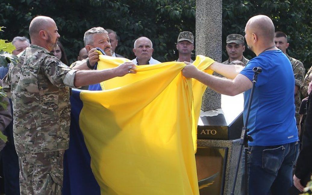 На церемонії відкриття були присутні українські бійці. / © УНІАН