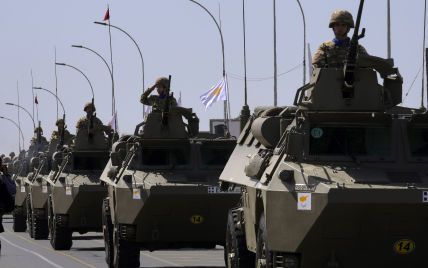 Російське лобі і турецька загроза: Кіпр "торгується" зі США щодо постачання Україні зброї радянського зразка