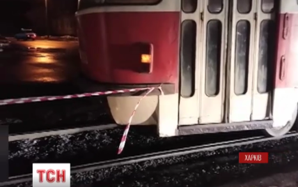В Харькове ищут объяснений загадочные смерти женщины под колесами трамвая