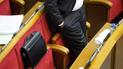 "Забыли" о миллионах: НАПК опубликовало список чиновников и нардепов, в декларациях которых есть нарушения