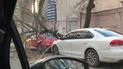 На Киев обрушилась непогода: деревья падают на автомобили и обрывают провода (фото, видео)