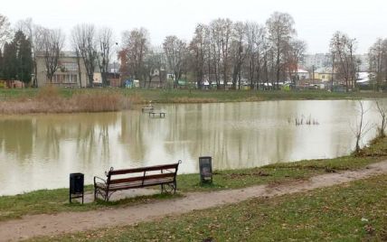 Во львовском парке обнаружили труп 17-летней девушки