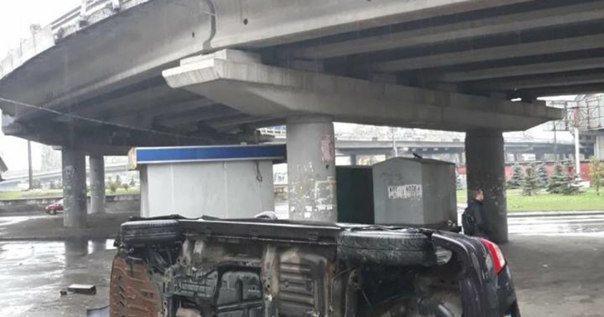 ДТП на Видубичах_4 / © facebook.com/dtp.kiev.ua