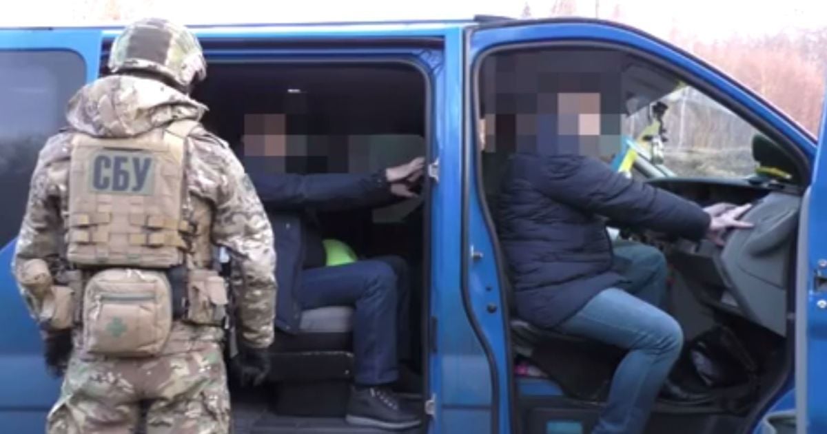 На Львівщині на хабарі упіймали цілу групу митників