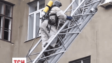 Пожежники масово пішли проти свого керівництва