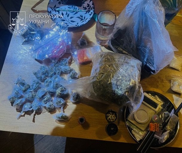 У&nbsp;Києві іноземець продавав наркотики. / &copy; Київська міська прокуратура