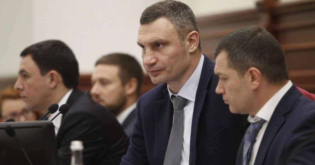 Кличко пообещал отстранить от должности своего заместителя Поворозника, которого подозревают во взяточничестве