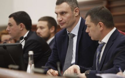 Кличко пообещал отстранить от должности своего заместителя Поворозника, которого подозревают во взяточничестве