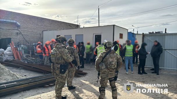 У Києві викрили угруповання, яке утримувало 31 людину в трудовому рабстві / © Національна поліція України