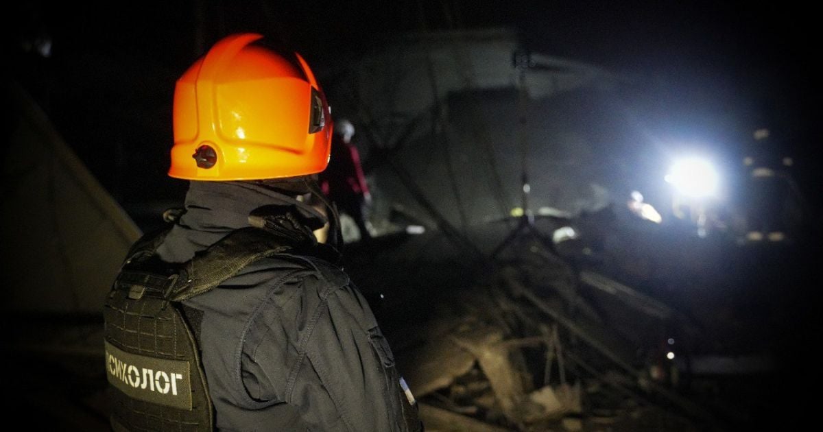 Ракетный удар по Николаеву/Фото: ГСЧС