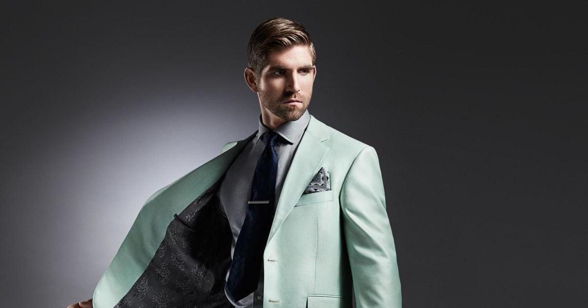 В GM розважаються рекламою піджаків під назвою Blazer