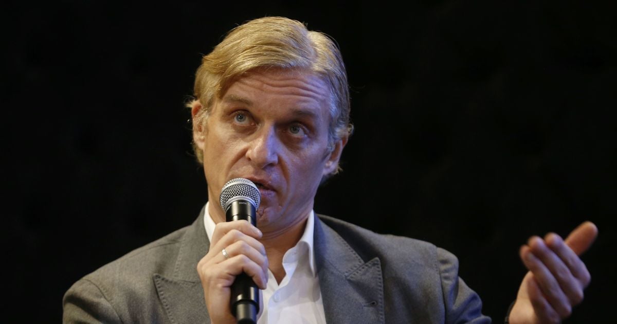 Велика Британія виключила зі списку санкцій Тінькова та бізнес-партнера Абрамовича