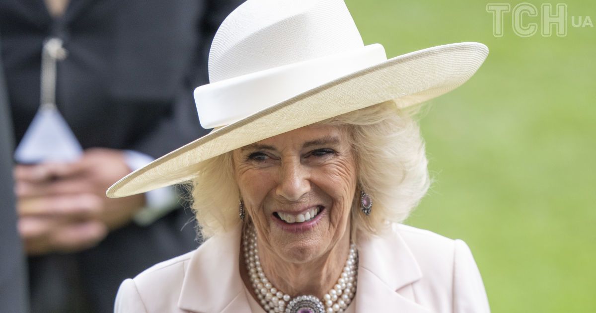 Королева Камилла